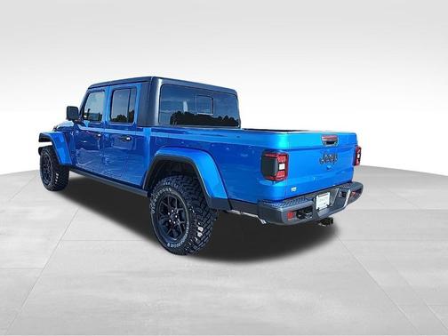 2026 Jeep Gladiator Willys 4x4