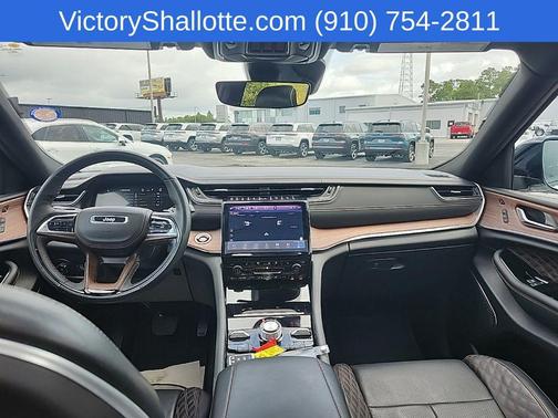 Bright White Clearcoat 2025 Jeep Grand Cherokee L Summit