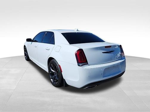 2023 Chrysler 300 Touring