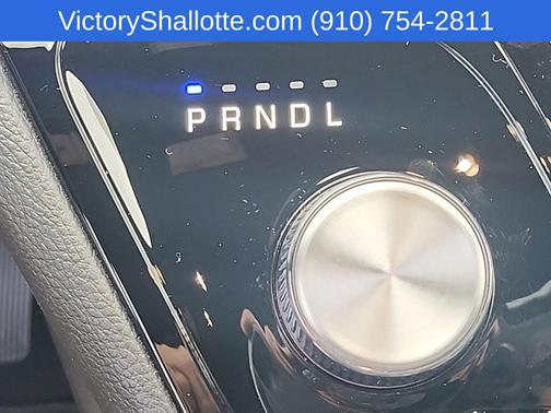 Red Hot Pearl-Coat Exterior Paint 2026 Chrysler Pacifica Limited