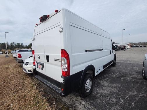 2025 RAM ProMaster 2500 Tradesman