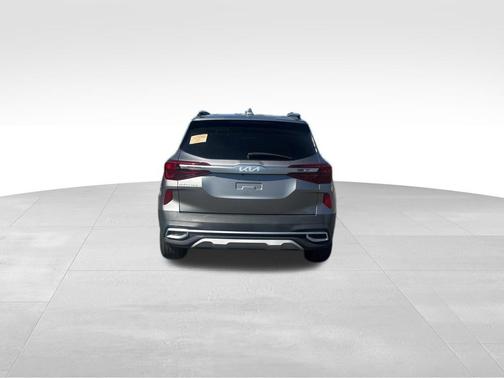 2022 Kia Seltos EX