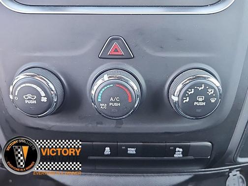 2024 RAM 1500 Classic Warlock Crew Cab 4x4 5'7' Box