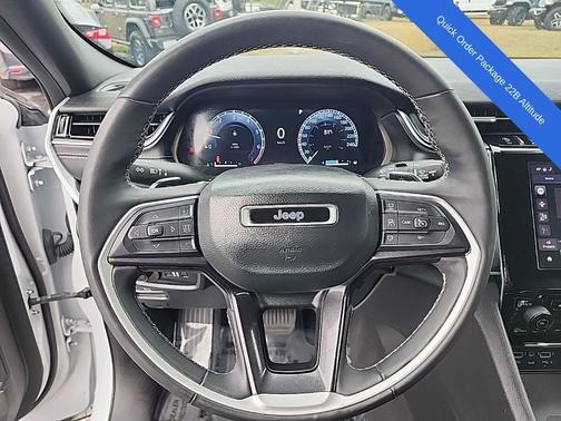 2023 Jeep Grand Cherokee L Altitude