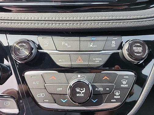 Hydro Blue Pearl-Coat Exterior Paint 2026 Chrysler Pacifica L