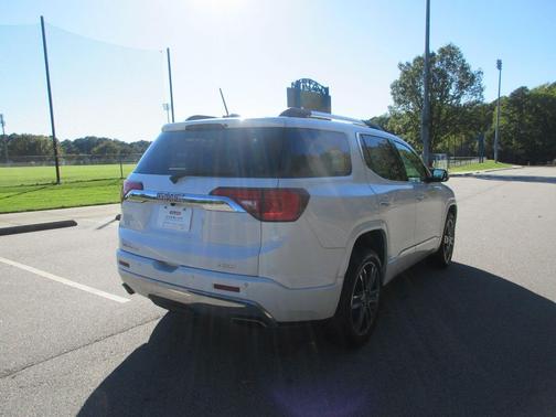 White Frost Tricoat 2019 GMC Acadia Denali