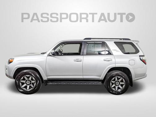 2024 Toyota 4Runner TRD Off Road