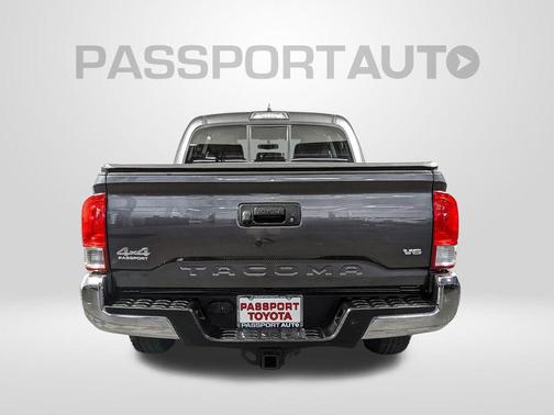 2016 Toyota Tacoma SR5