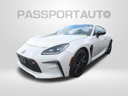 2023 Toyota GR86 Premium
