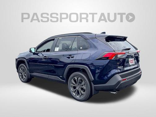 2025 Toyota RAV4 Hybrid XLE Premium
