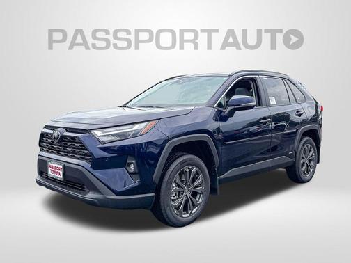 2025 Toyota RAV4 Hybrid XLE Premium