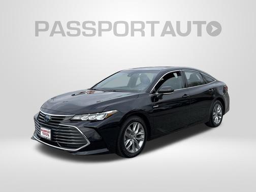 2020 Toyota Avalon Hybrid XLE Plus