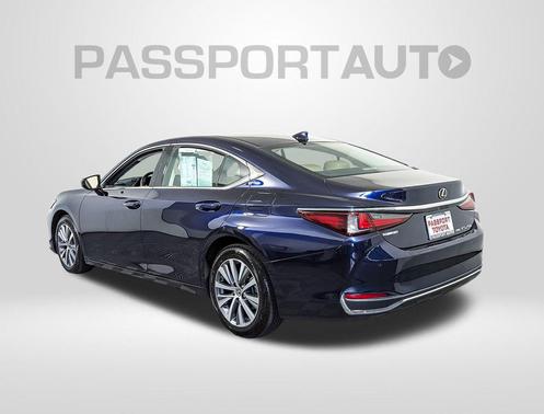 2021 Lexus ES 250 Base