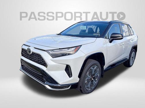 2025 Toyota RAV4 Hybrid SE