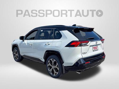2025 Toyota RAV4 Hybrid SE