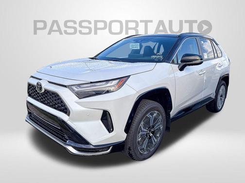 2025 Toyota RAV4 Hybrid SE