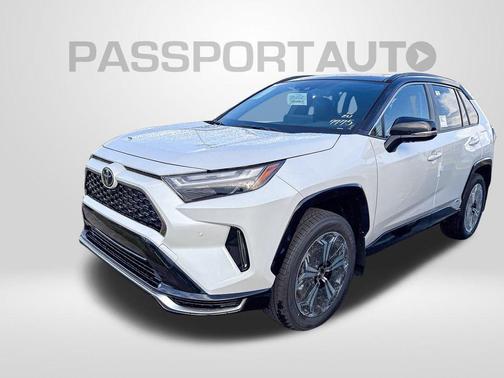 2025 Toyota RAV4 Hybrid SE