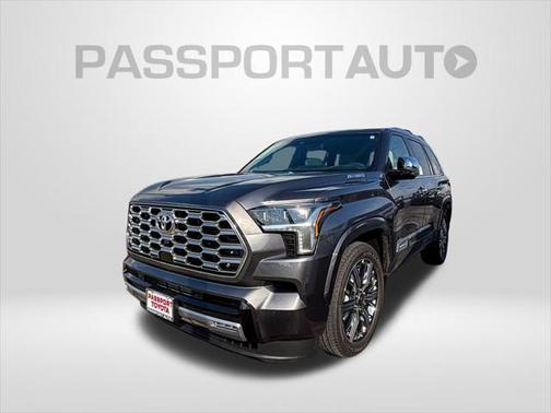 2025 Toyota Sequoia Base