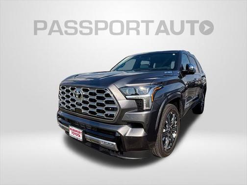 2025 Toyota Sequoia Base