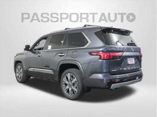 2025 Toyota Sequoia Base