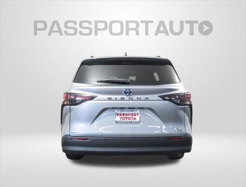 2023 Toyota Sienna XLE 7 Passenger