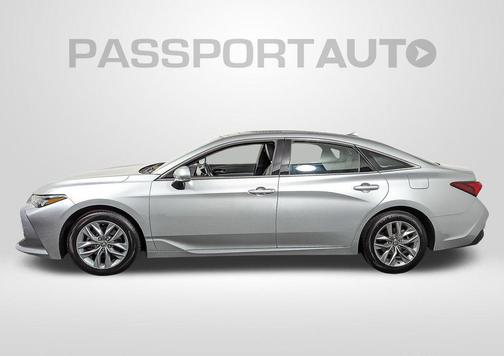 2022 Toyota Avalon XLE