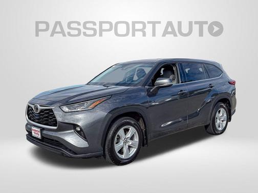 2021 Toyota Highlander LE