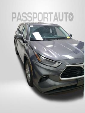 2021 Toyota Highlander LE