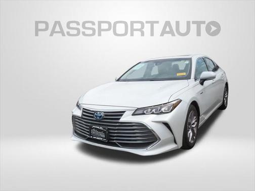 2021 Toyota Avalon Hybrid XLE Plus