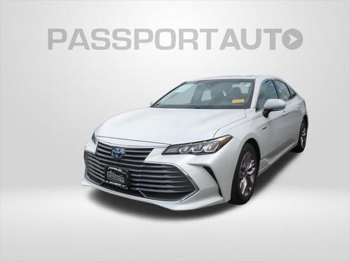 2021 Toyota Avalon Hybrid XLE Plus