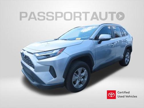 2024 Toyota RAV4 Hybrid SE