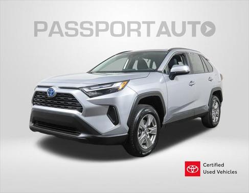 2024 Toyota RAV4 Hybrid SE