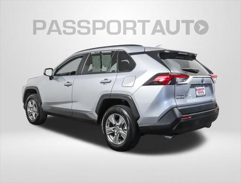 2024 Toyota RAV4 Hybrid SE