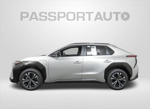 2025 Toyota bZ4X XLE