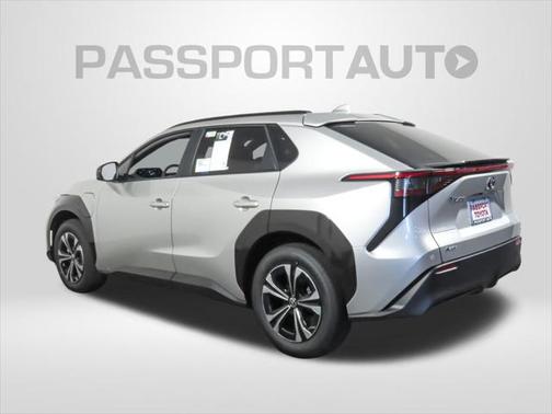 2025 Toyota bZ4X XLE