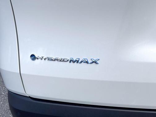 2026 Toyota Grand Highlander Hybrid Platinum MAX