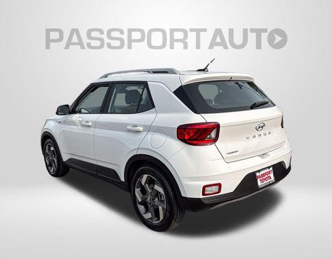 2023 Hyundai VENUE SEL