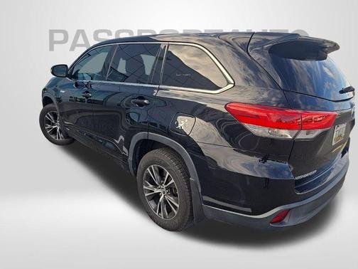 2018 Toyota Highlander Hybrid LE