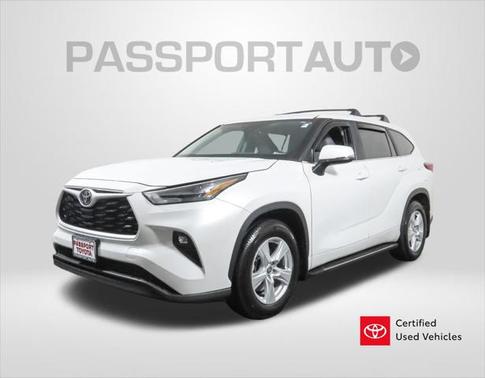 2023 Toyota Highlander LE
