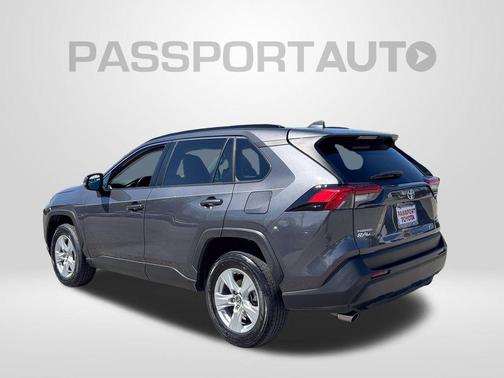 Midnight Black Metallic 2019 Toyota RAV4 XLE