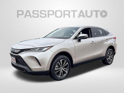 2024 Toyota Venza LE