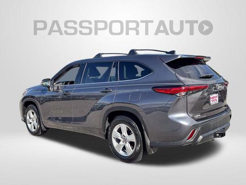 2022 Toyota Highlander L