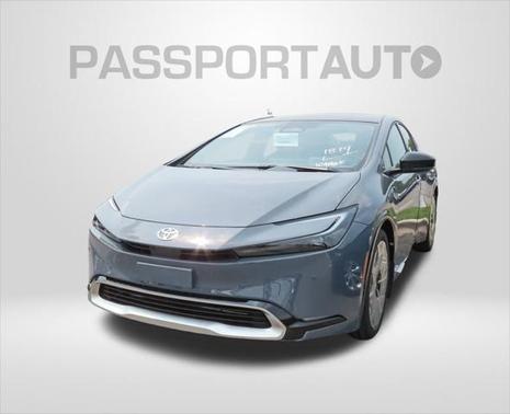 2025 Toyota Prius L