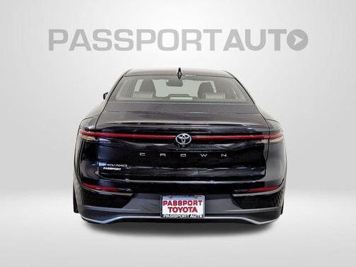 2026 Toyota Crown XLE