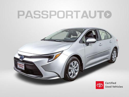 2024 Toyota Corolla LE