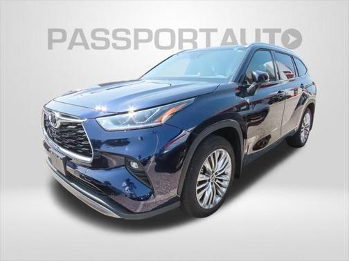 2023 Toyota Highlander Platinum