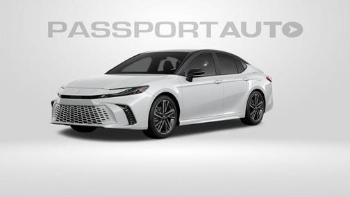 Wind Chill Pearl w/Midnight Black Metallic Roof 2026 Toyota Camry XSE