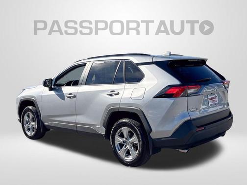 Silver Sky Metallic 2025 Toyota RAV4 Hybrid LE