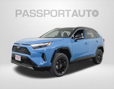 2025 Toyota RAV4 Hybrid SE