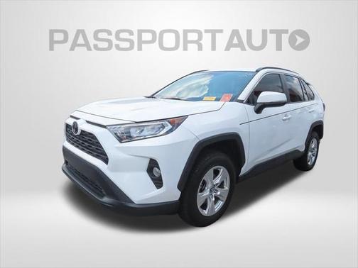 2020 Toyota RAV4 XLE